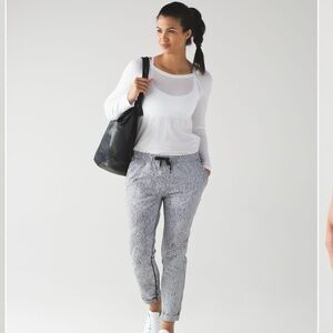 Lululemon Jet Pant Power Luxtreme Spray Jacquard White Black